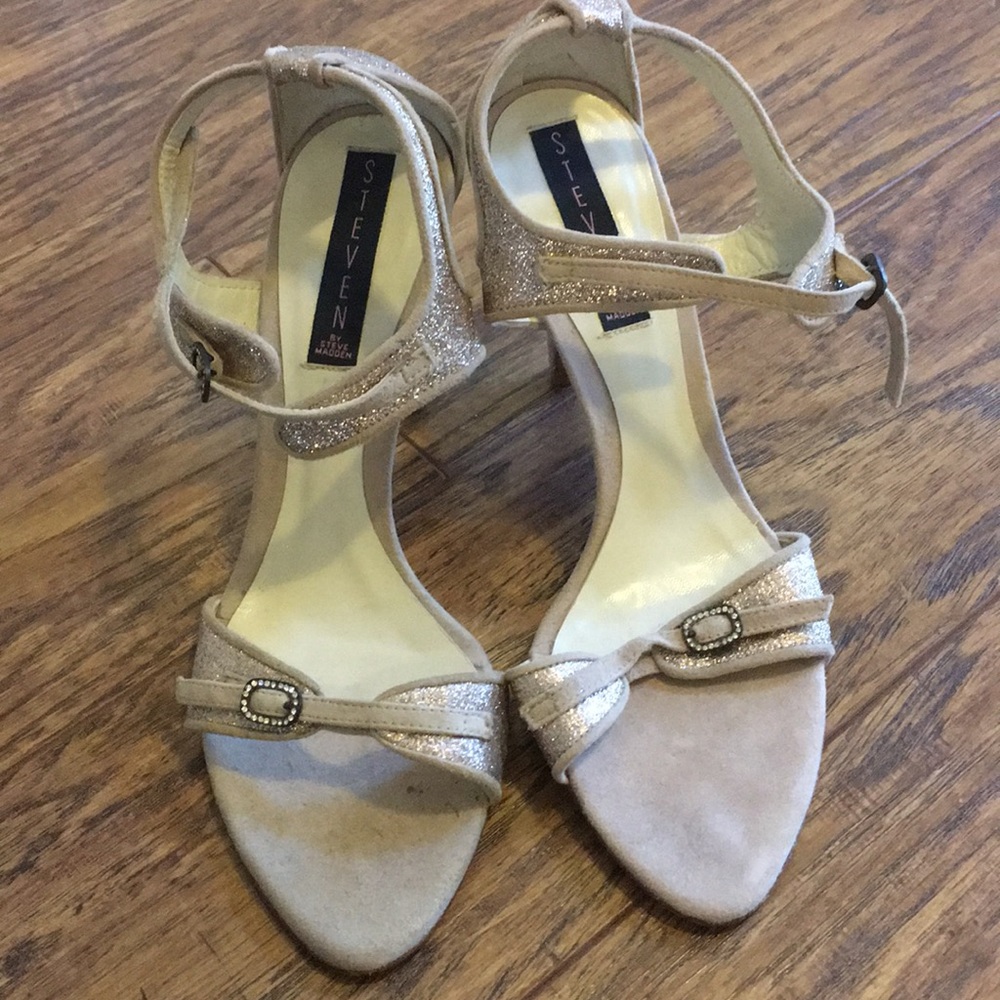 Steven gold/suede pumps